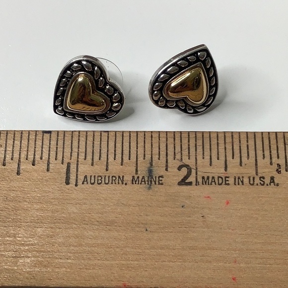 Gold silver heart rope edge post earrings size .5 EUC - Picture 5 of 6